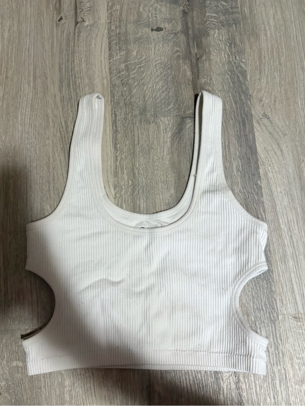 3 for $14 Garage White Ribbed Side-Cut Crop Tank size xs